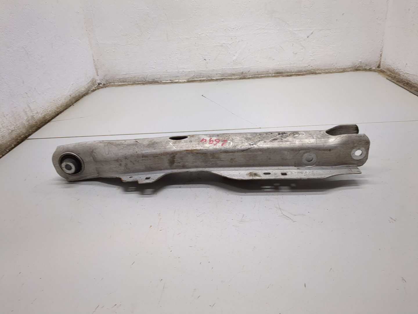 Рычаг задний