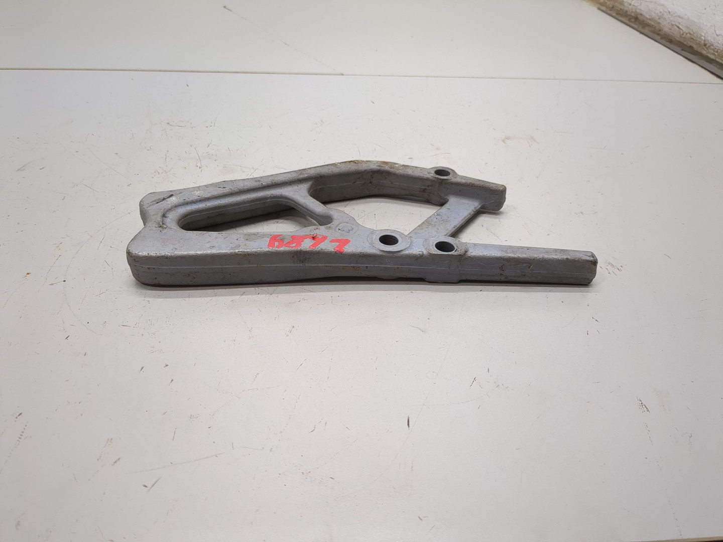 Кронштейн передней балки