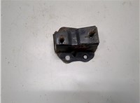 88970450 Кронштейн усилителя бампера Pontiac Vibe 1 2002-2008 20811689 #1