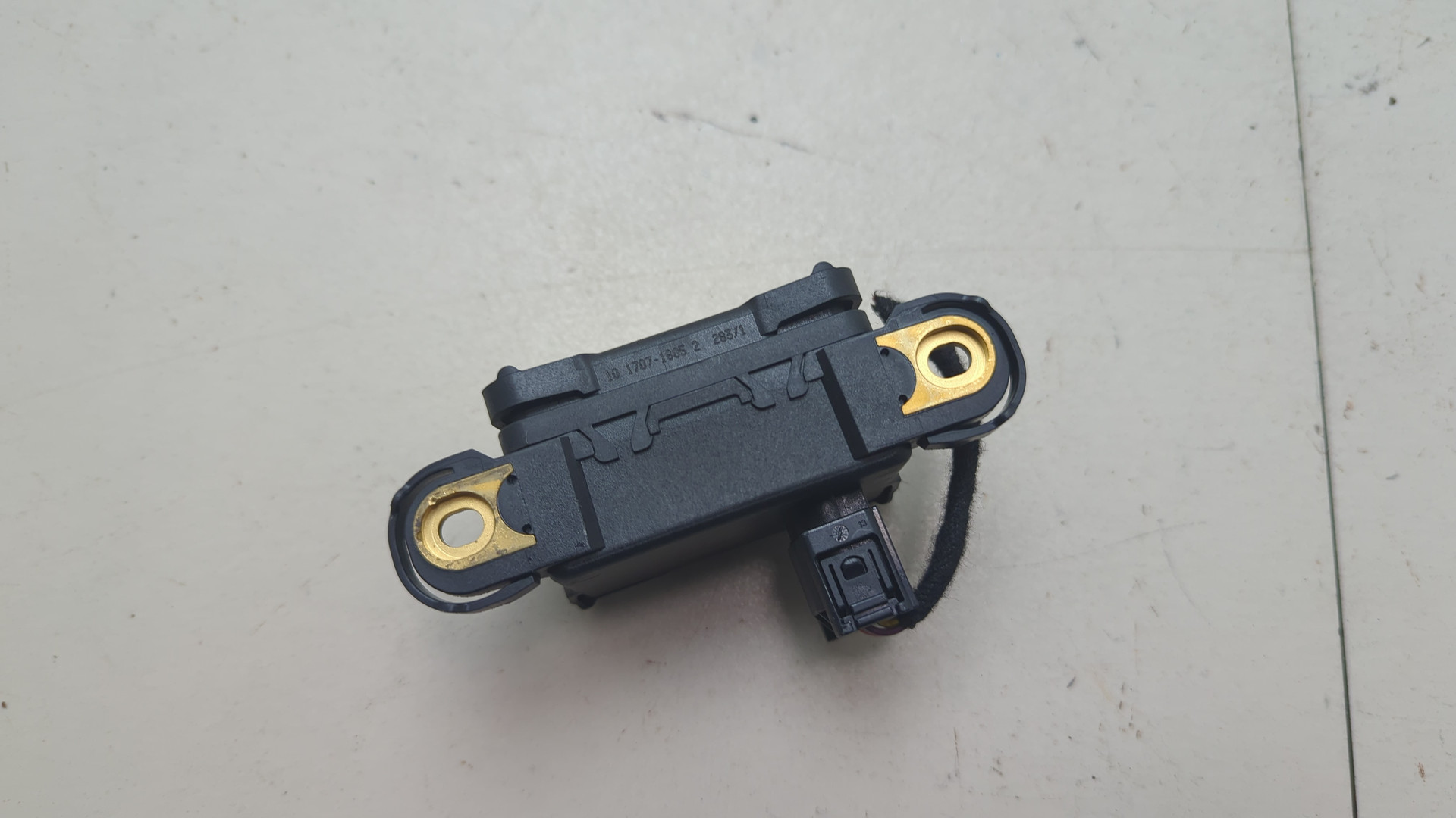 Датчик ускорения