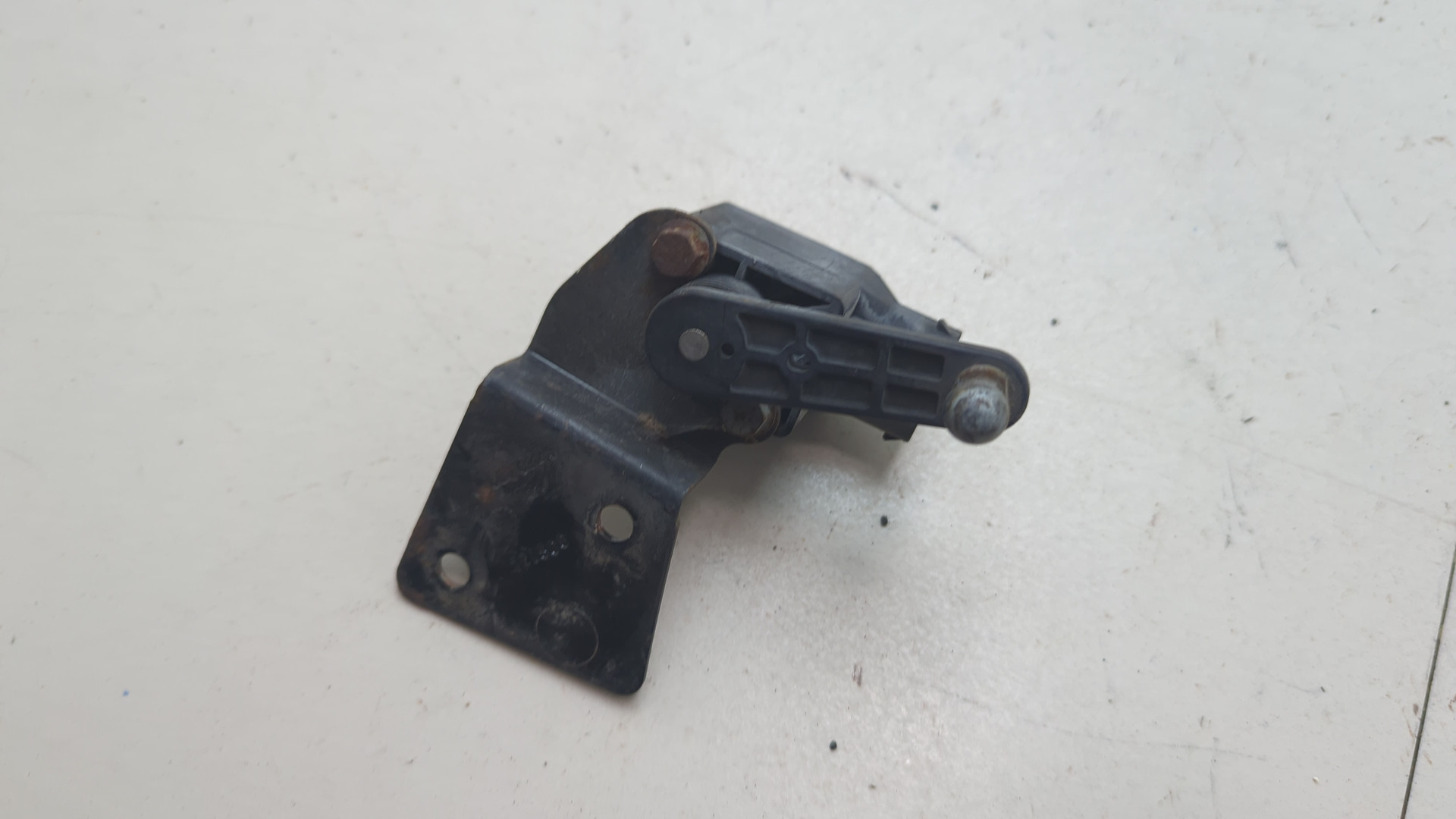 Датчик регулировки дорож. просвета