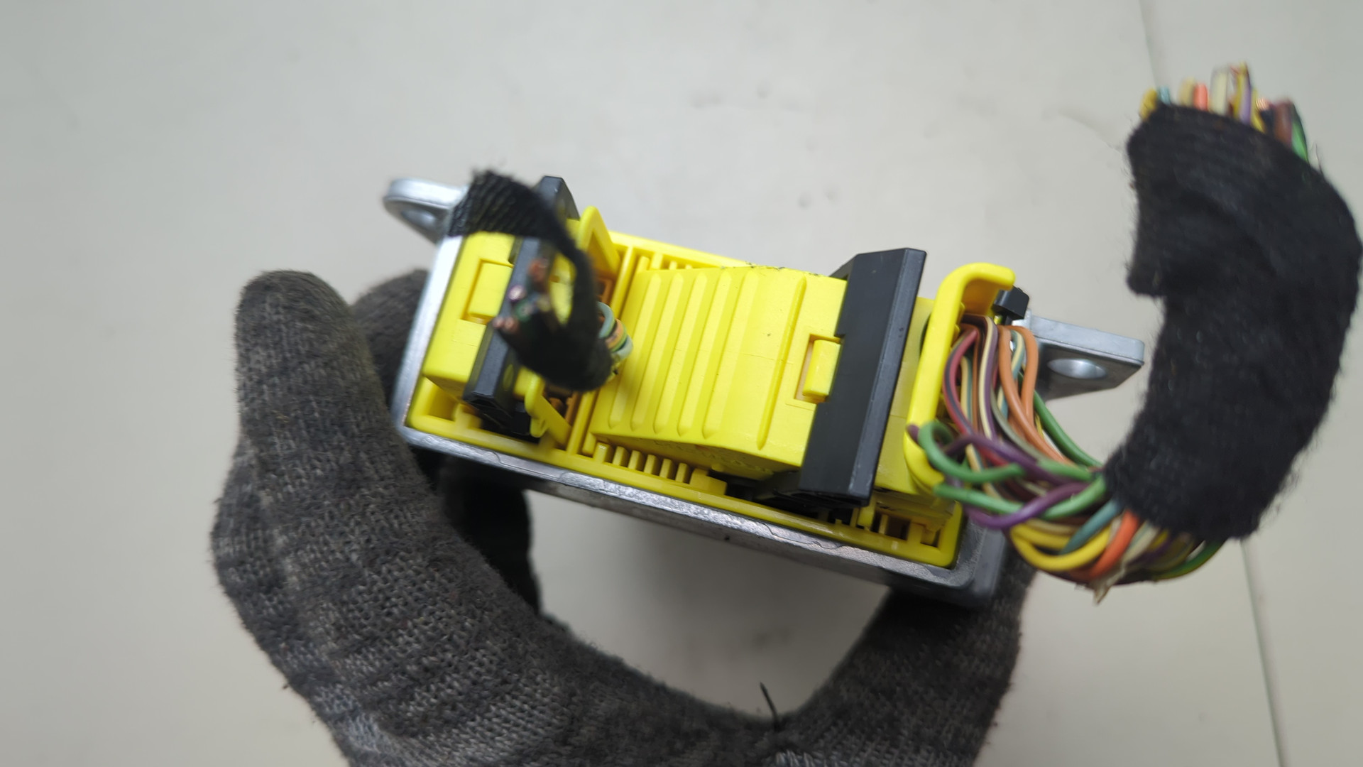 Блок управления подушек безопасности (AIR BAG)