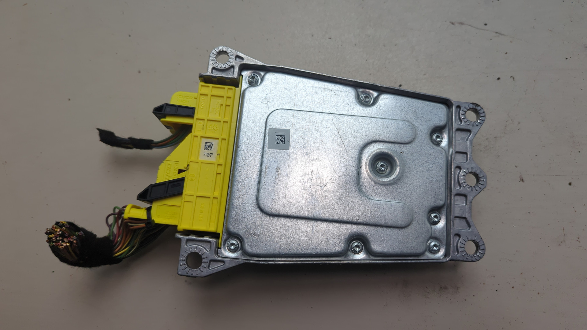 Блок управления подушек безопасности (AIR BAG)