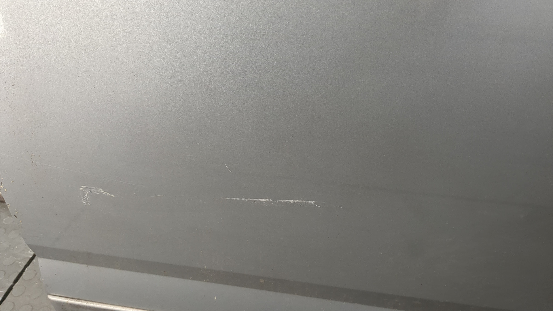 Дверь задняя левая