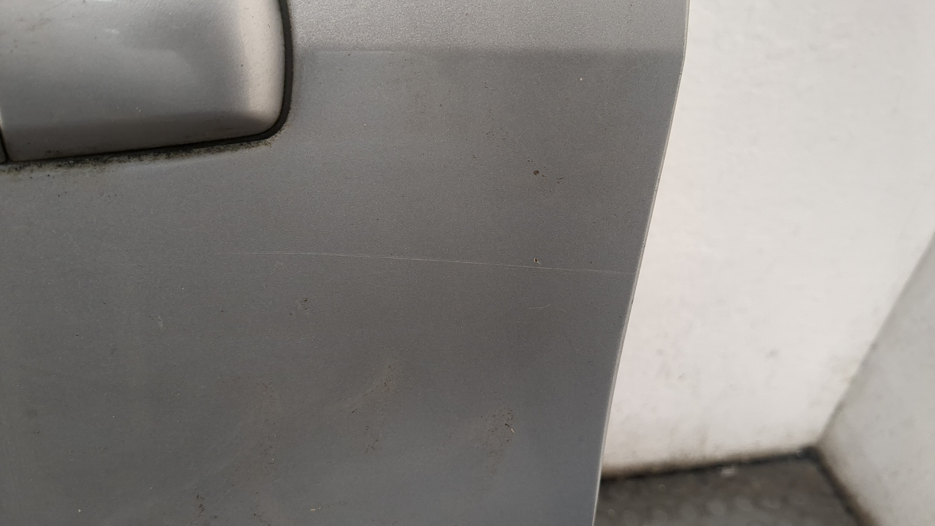 Дверь задняя левая