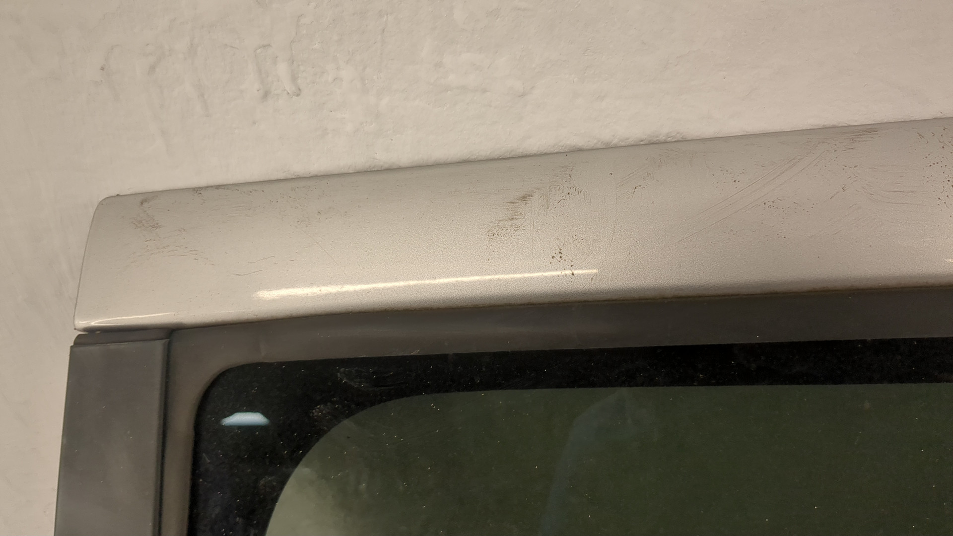 Дверь задняя левая