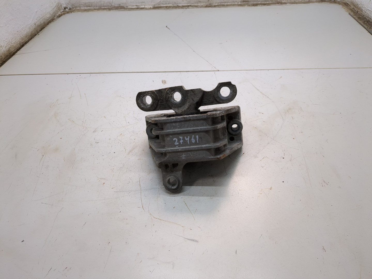 Опора двигателя