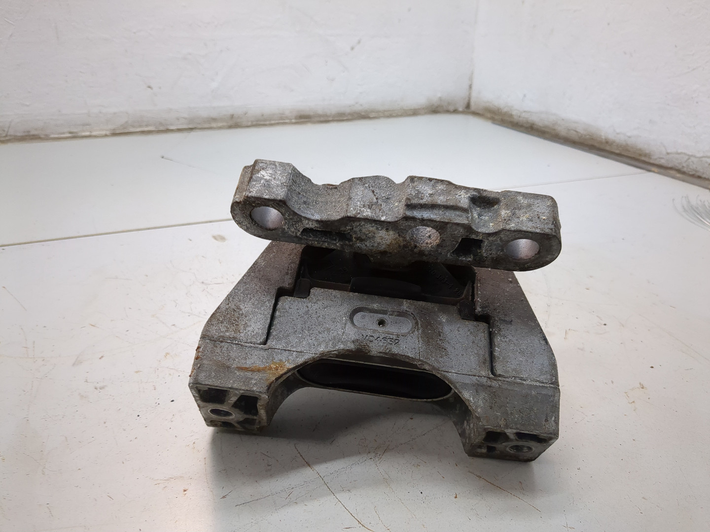 Опора двигателя