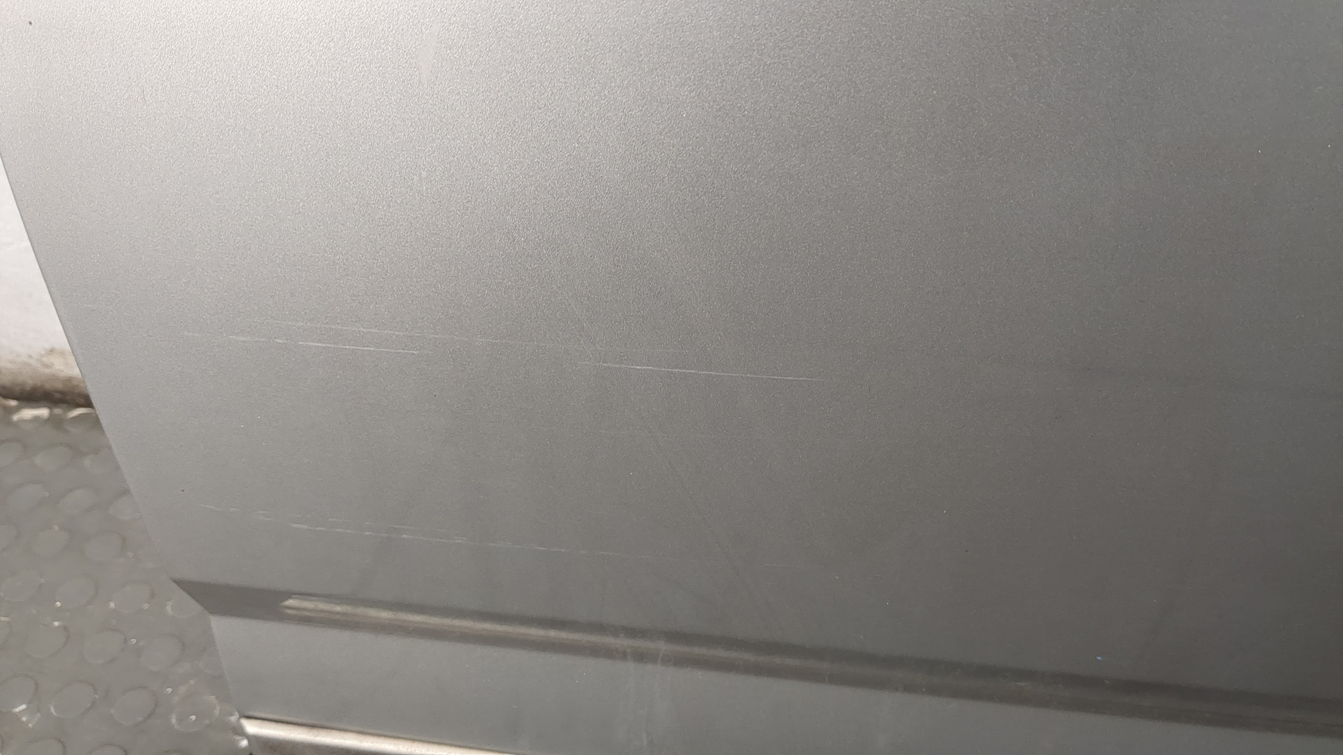 Дверь передняя левая