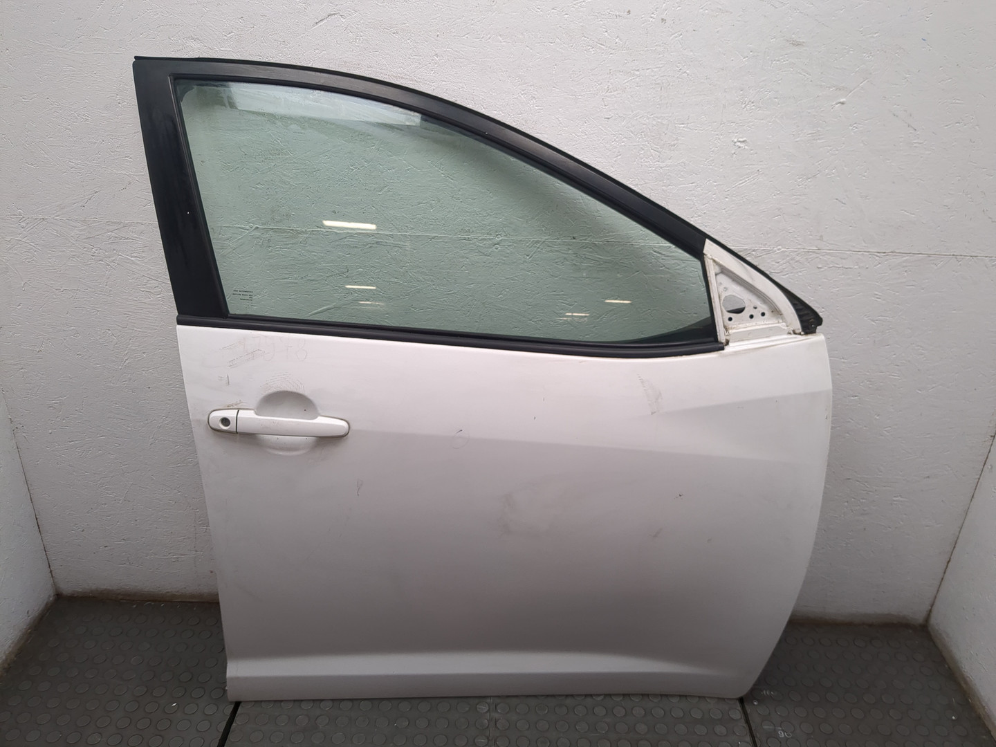 Дверь передняя правая