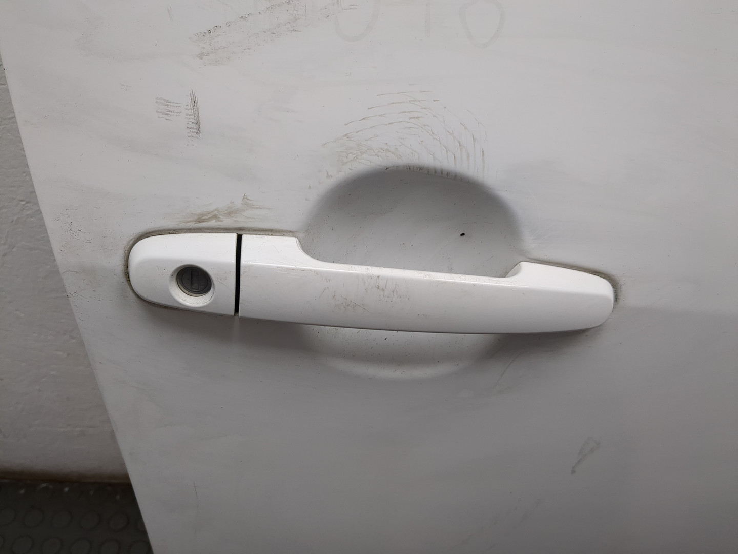 Дверь передняя правая