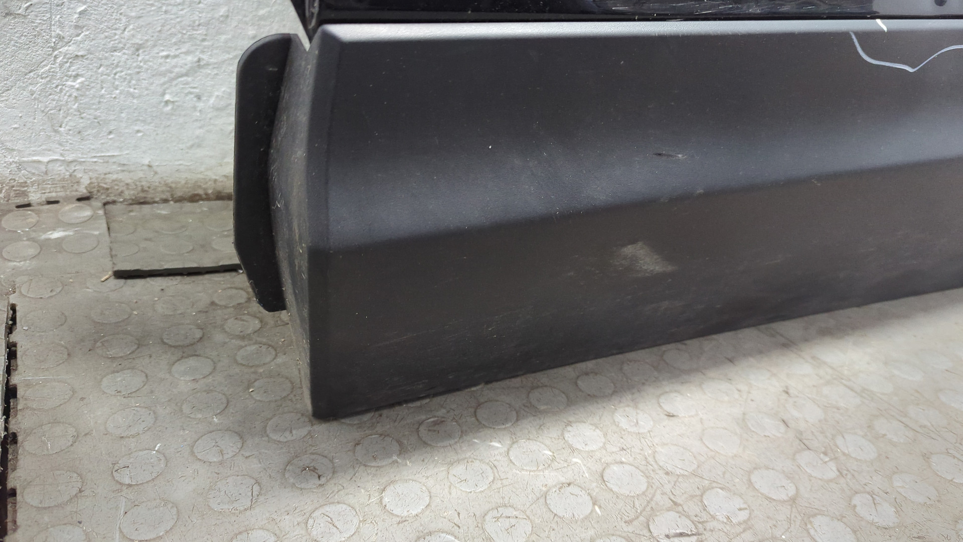 Дверь задняя левая