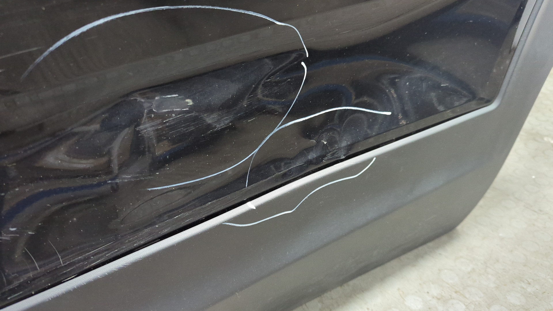 Дверь задняя левая