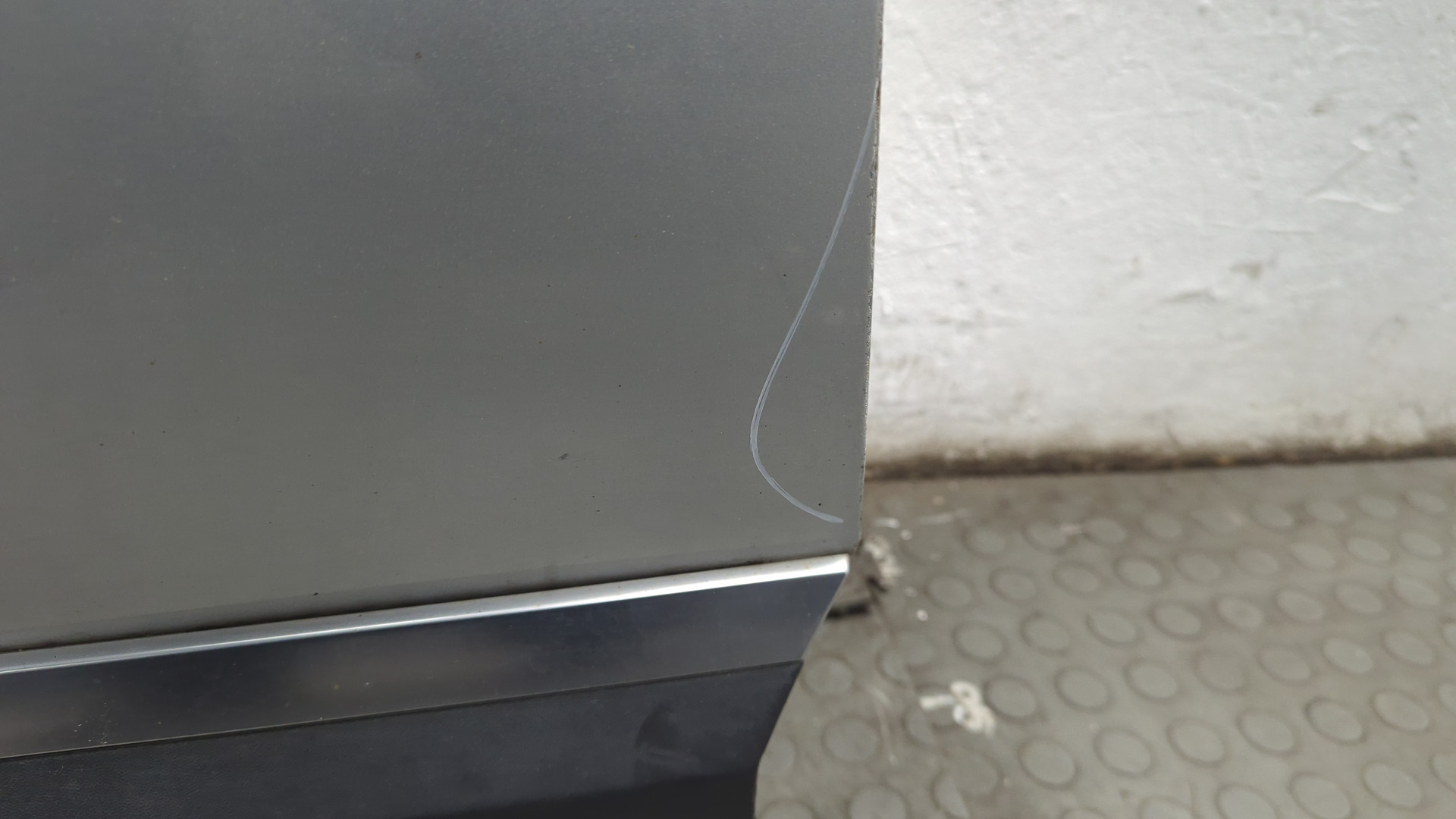 Дверь передняя левая