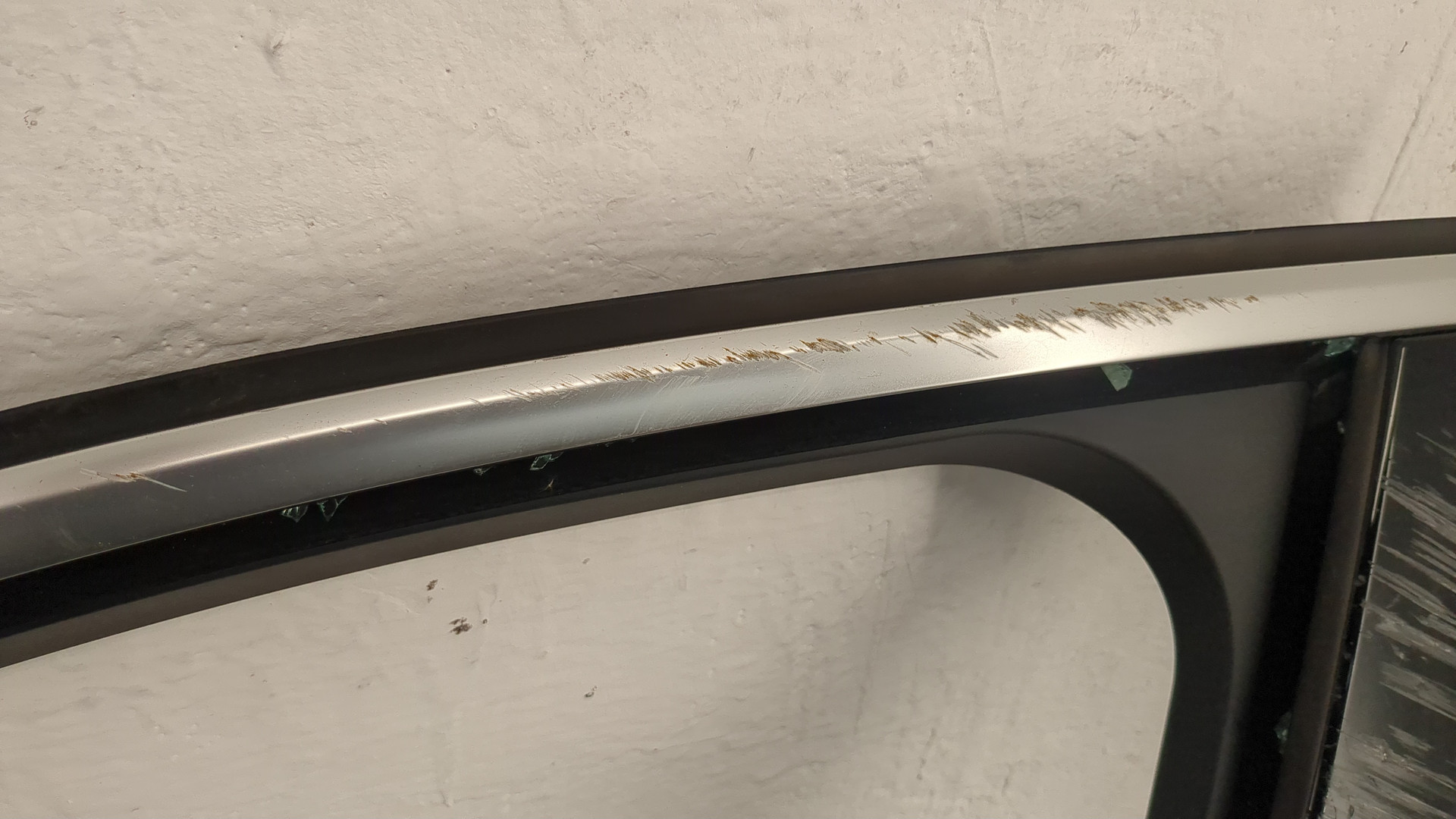 Дверь передняя левая