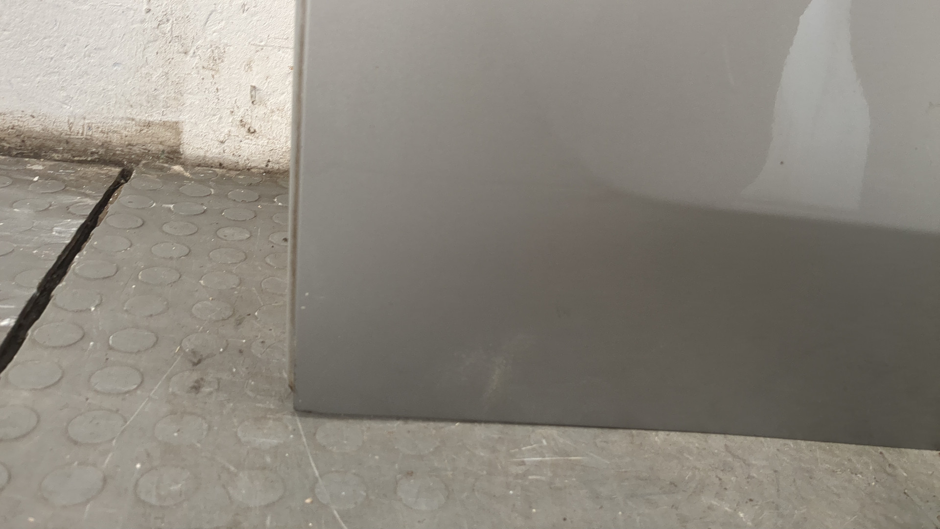 Дверь передняя левая