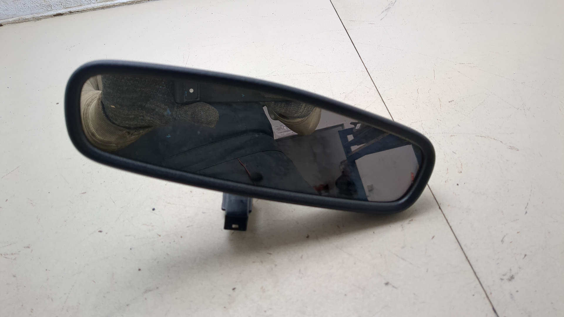 Зеркало заднего вида