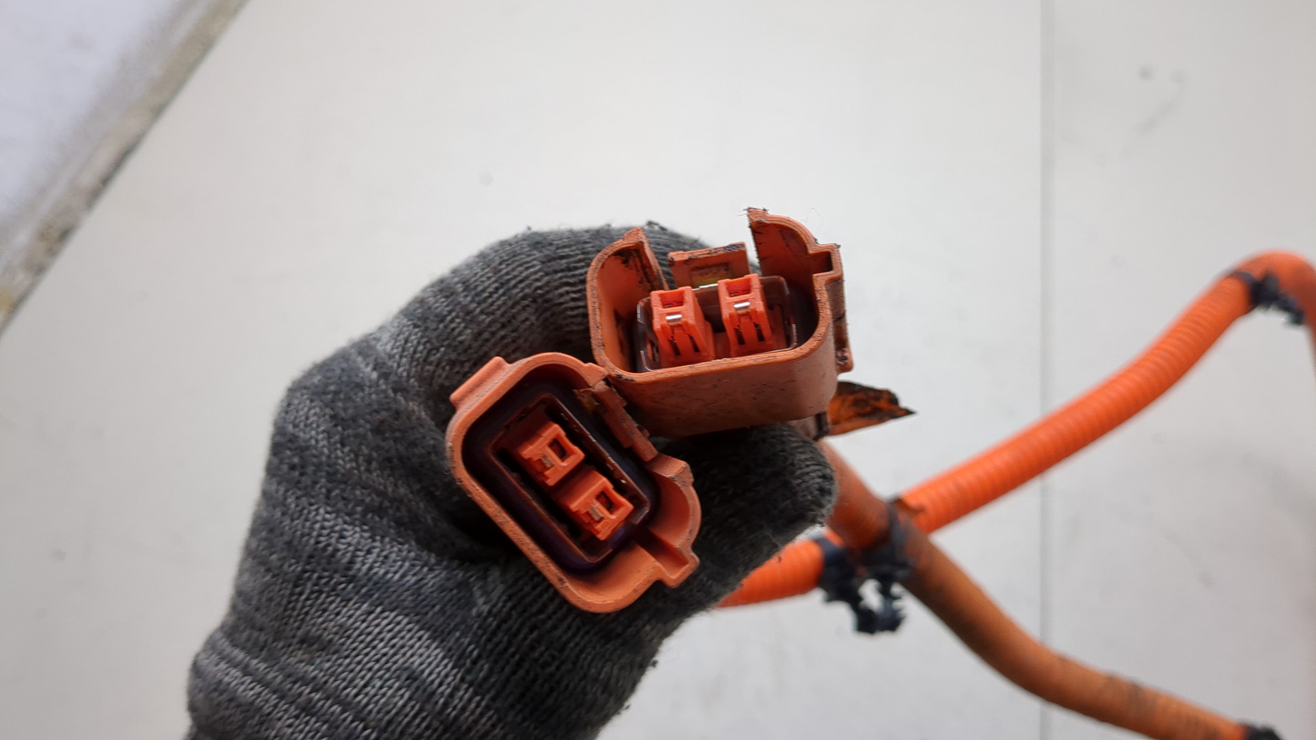 Провод высокого напряжения