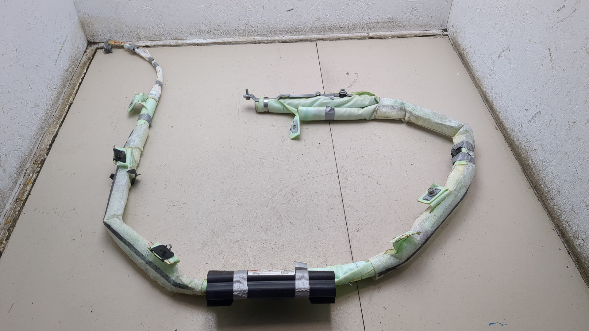 Подушка безопасности боковая (шторка)