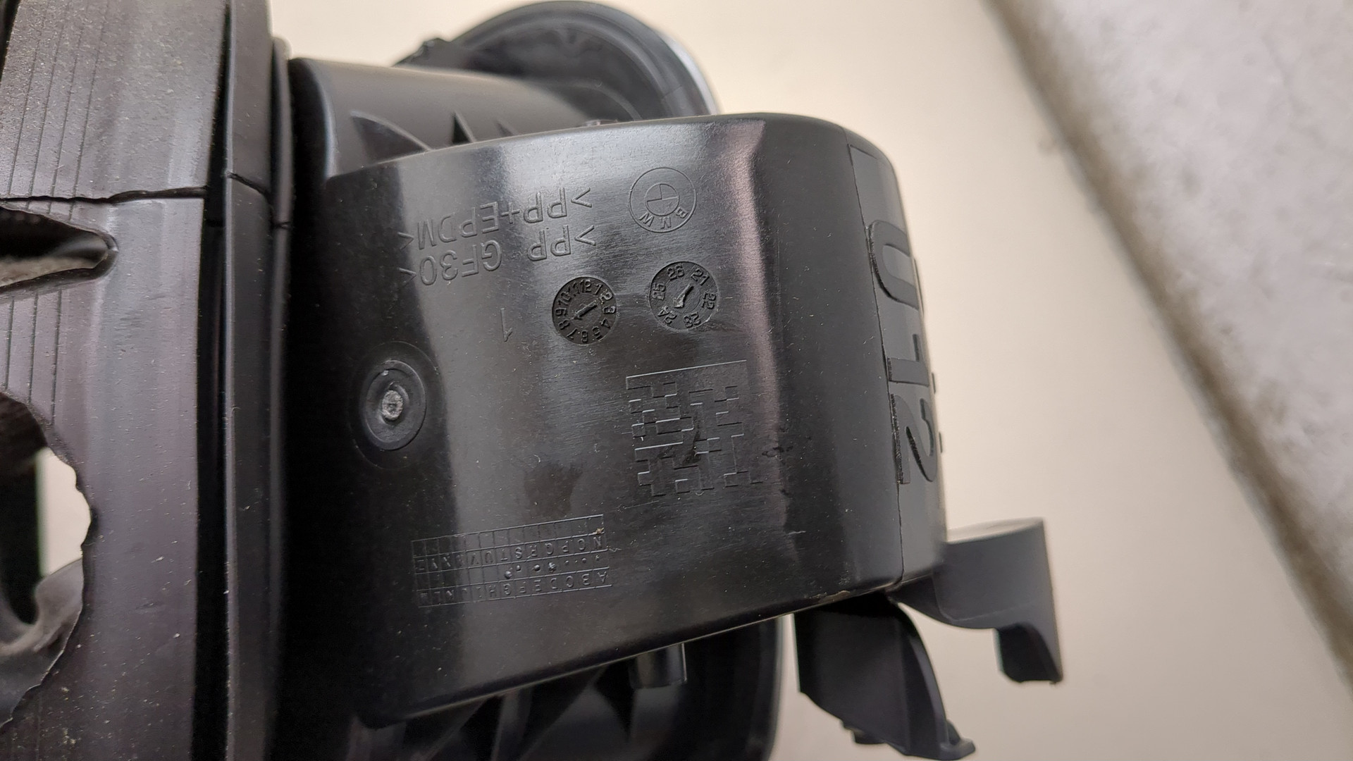 Лючок бензобака