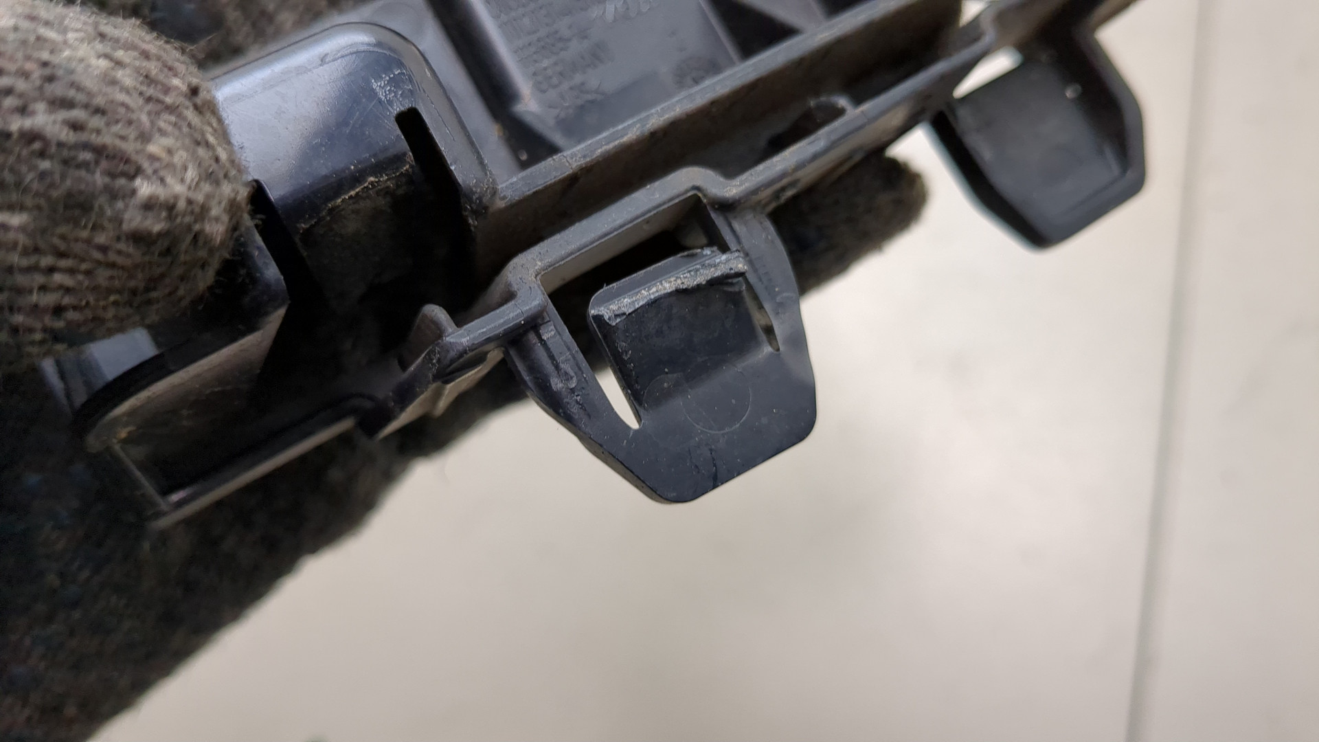 Кронштейн (сопут. товар)