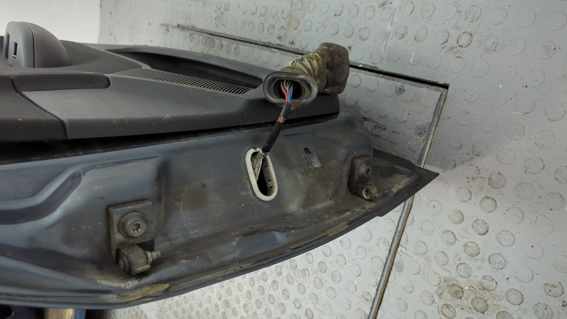 Дверь передняя правая