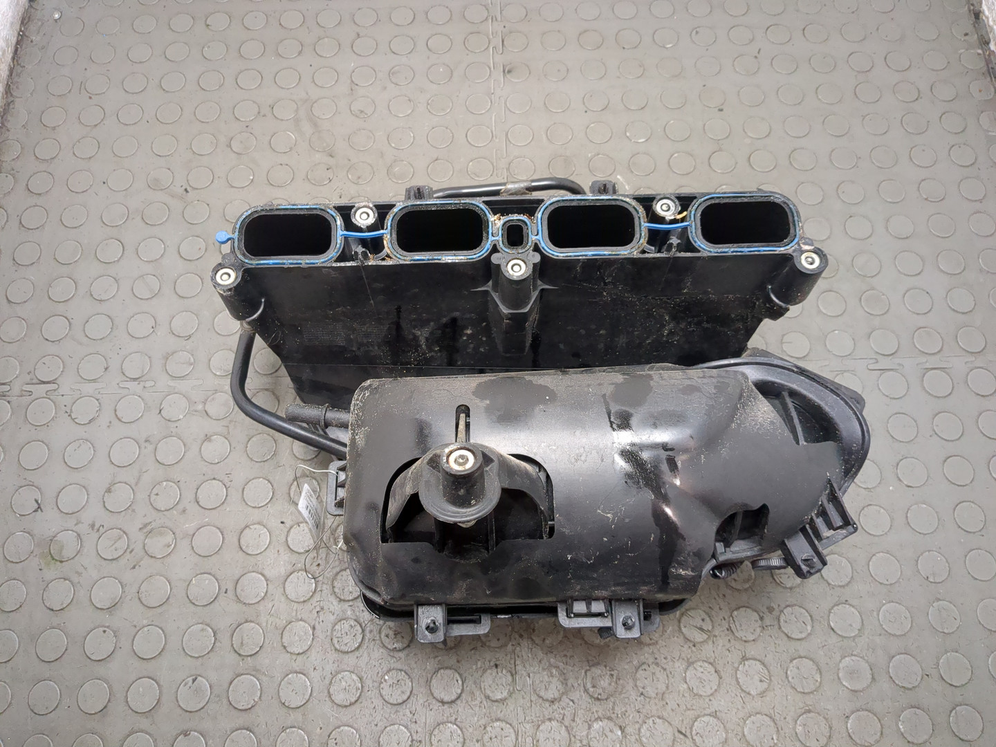 Коллектор впускной