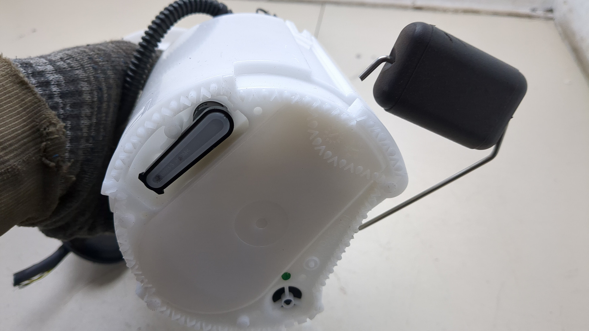 Насос топливный электрический