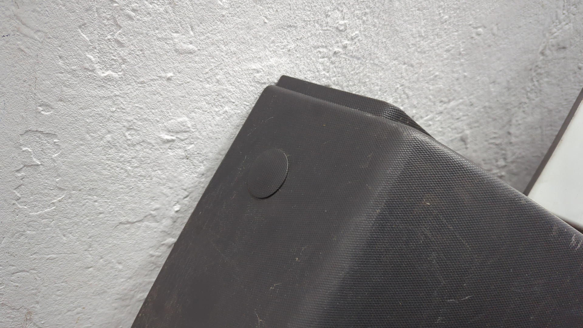 Крыло заднее правое