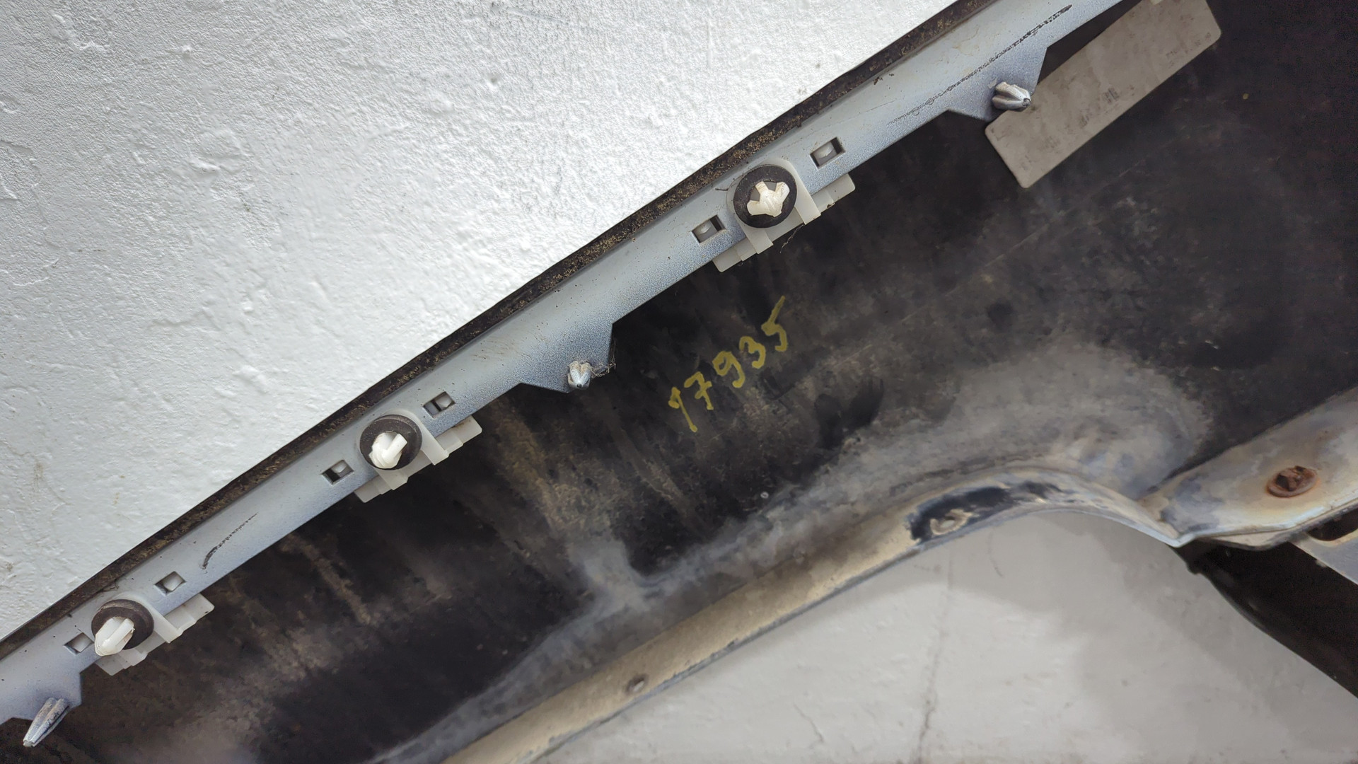 Крыло заднее правое