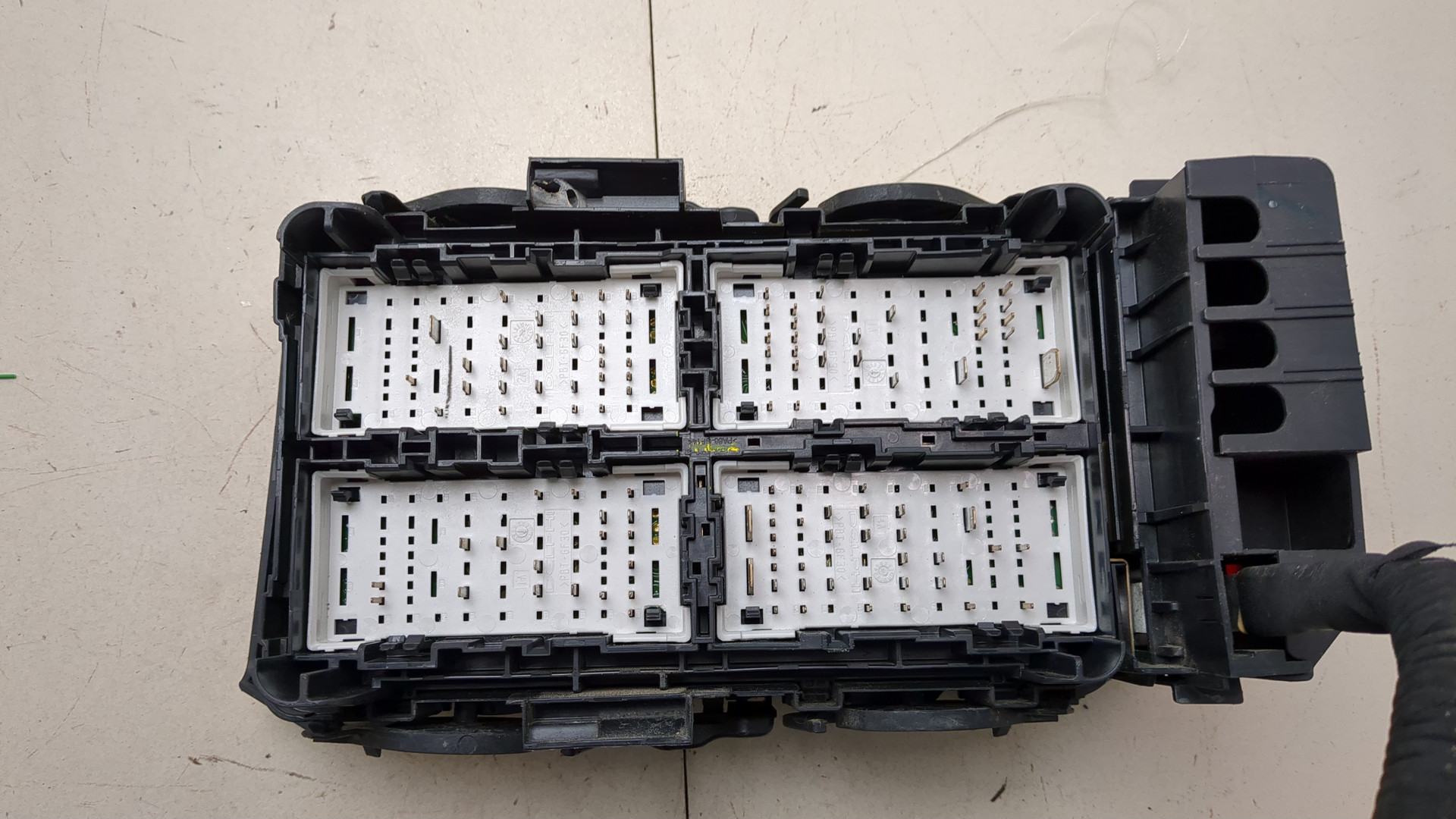 Блок предохранителей