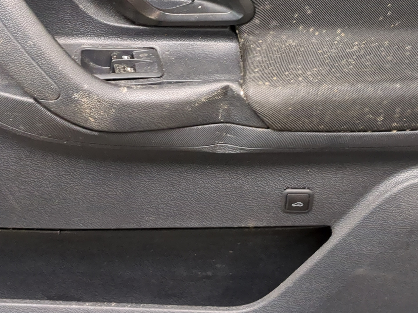 Дверь передняя правая