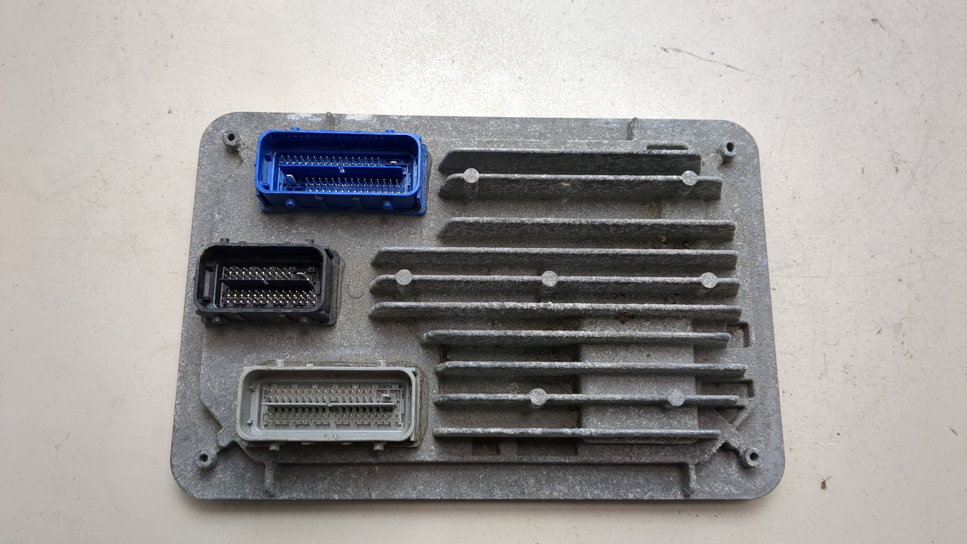 Блок управления двигателем