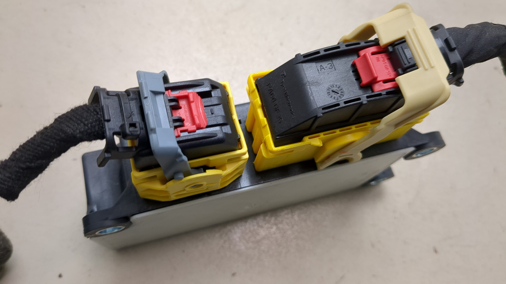 Блок управления подушек безопасности (AIR BAG)