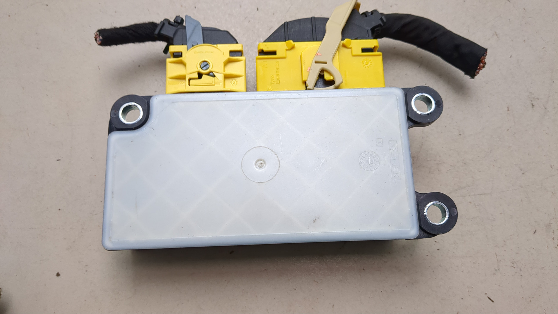 Блок управления подушек безопасности (AIR BAG)