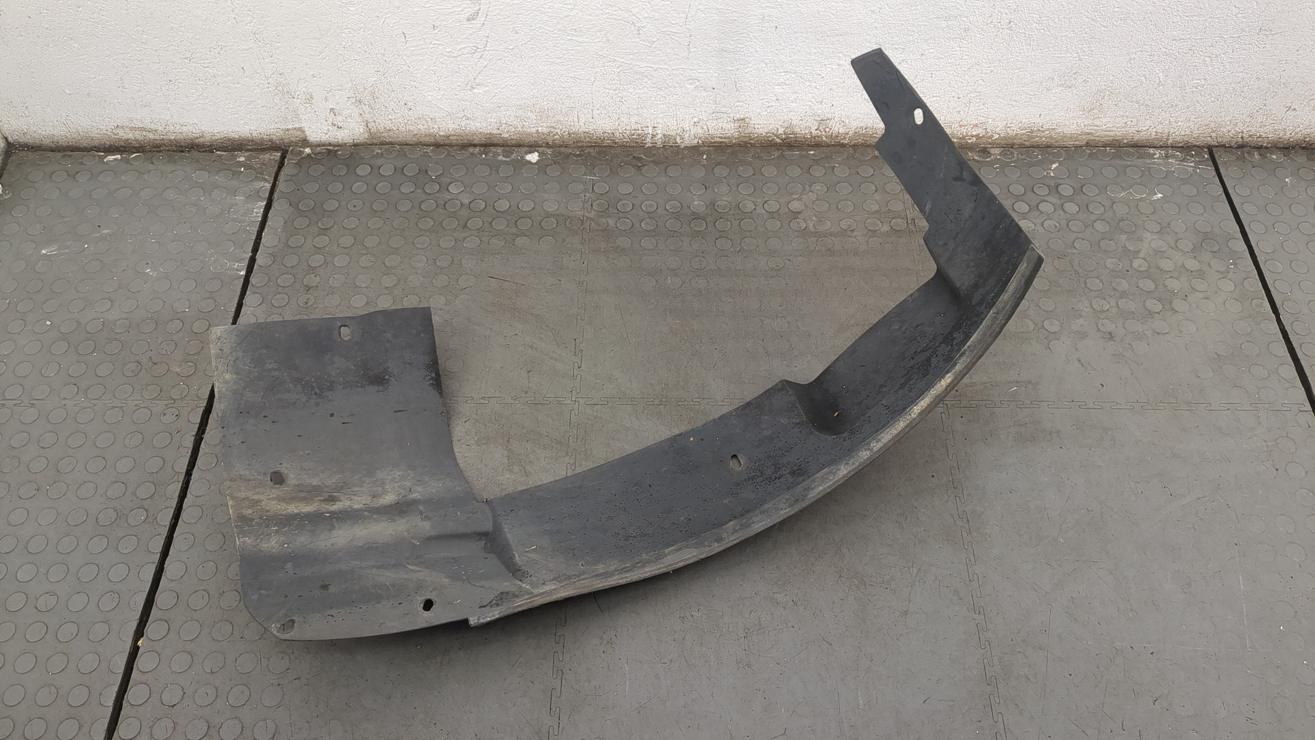 Локер передний левый