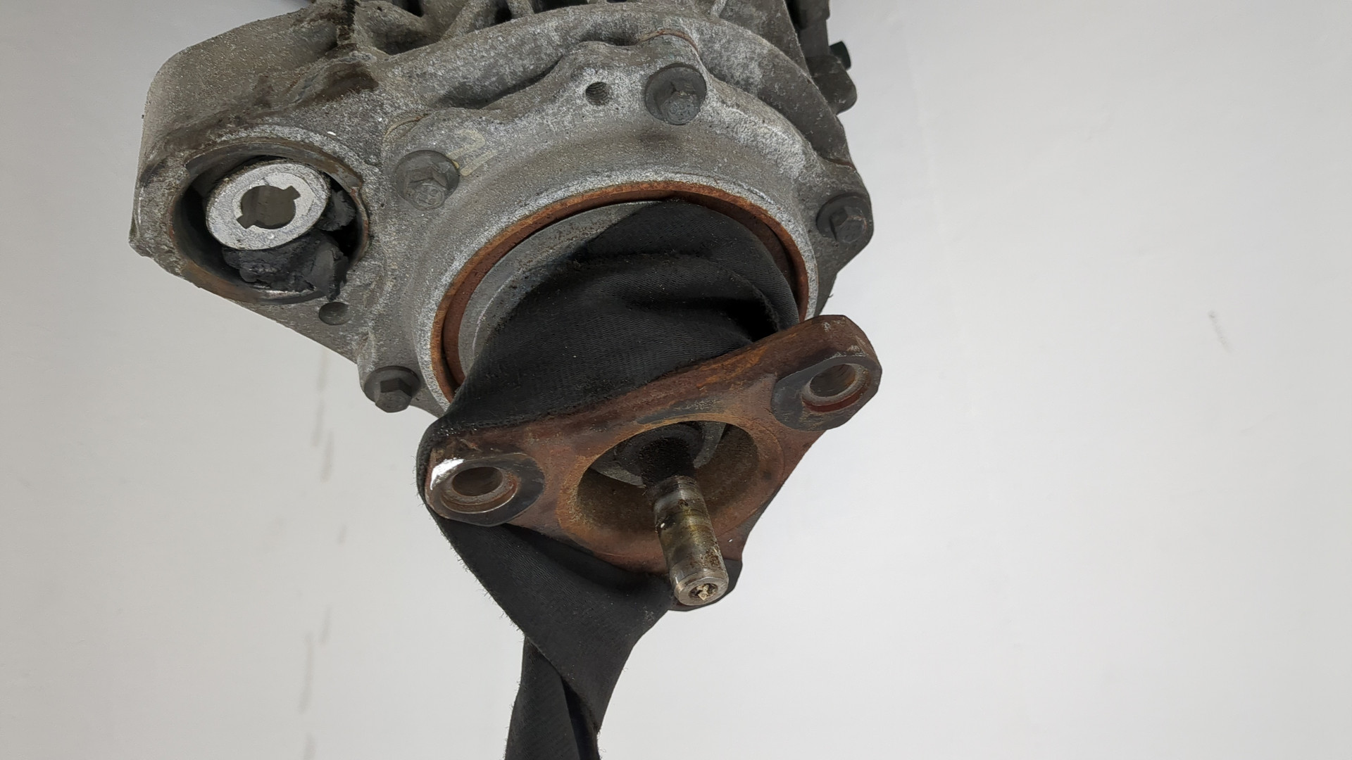 Редуктор переднего моста