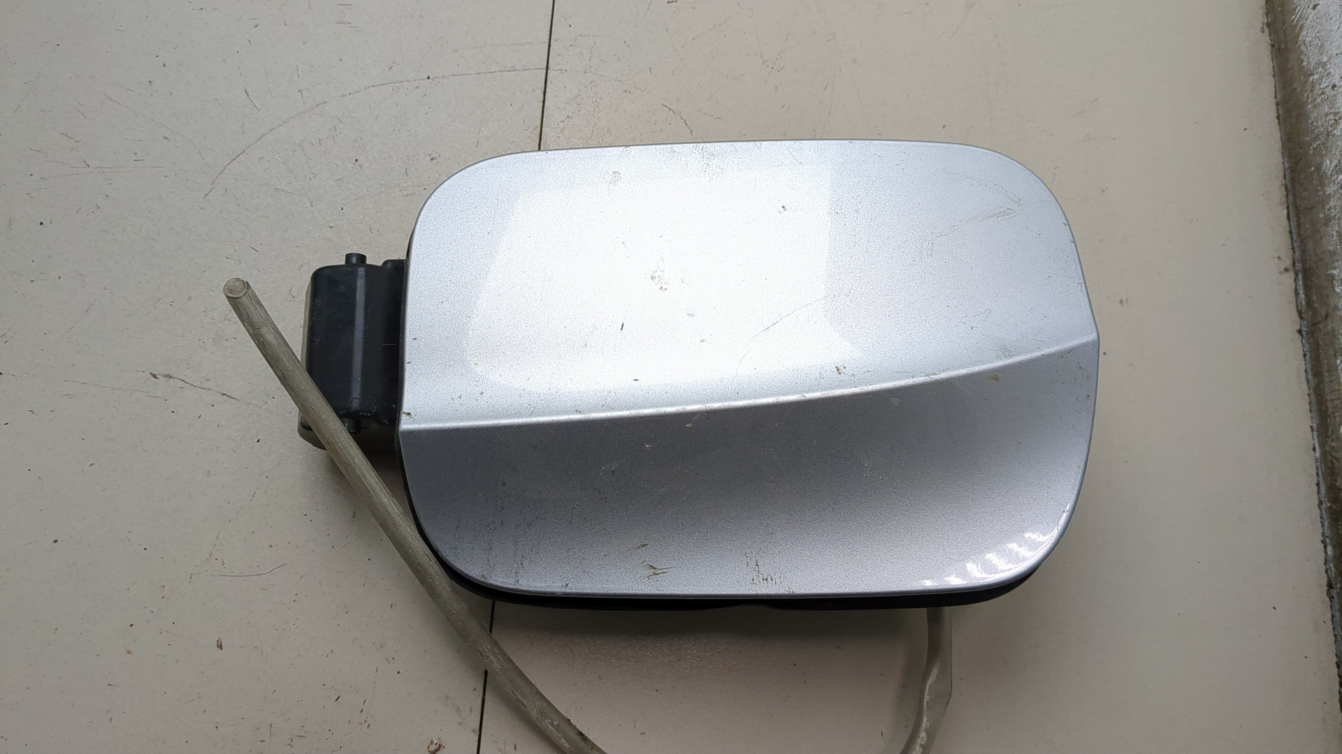 Лючок бензобака