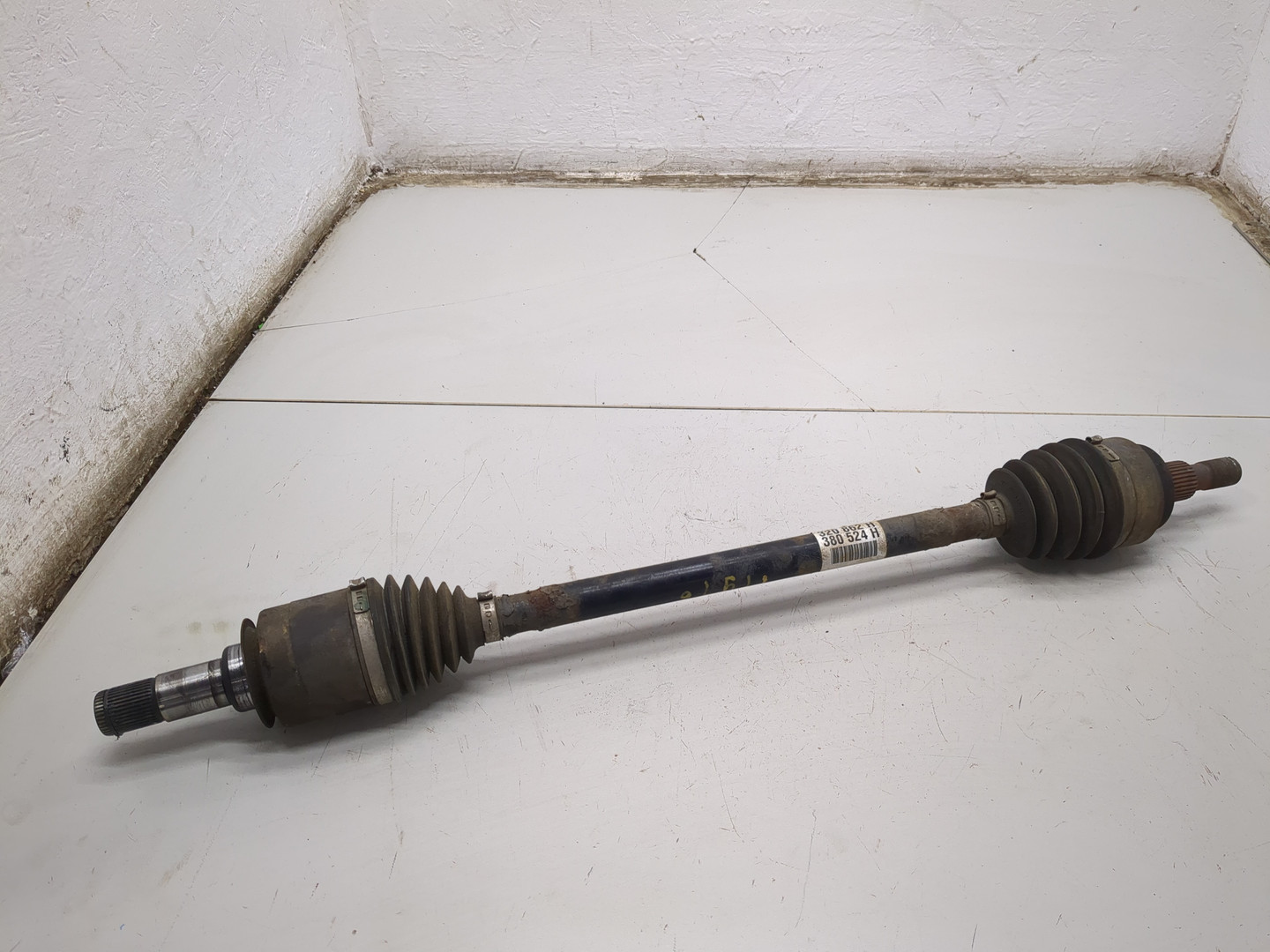 Полуось задняя