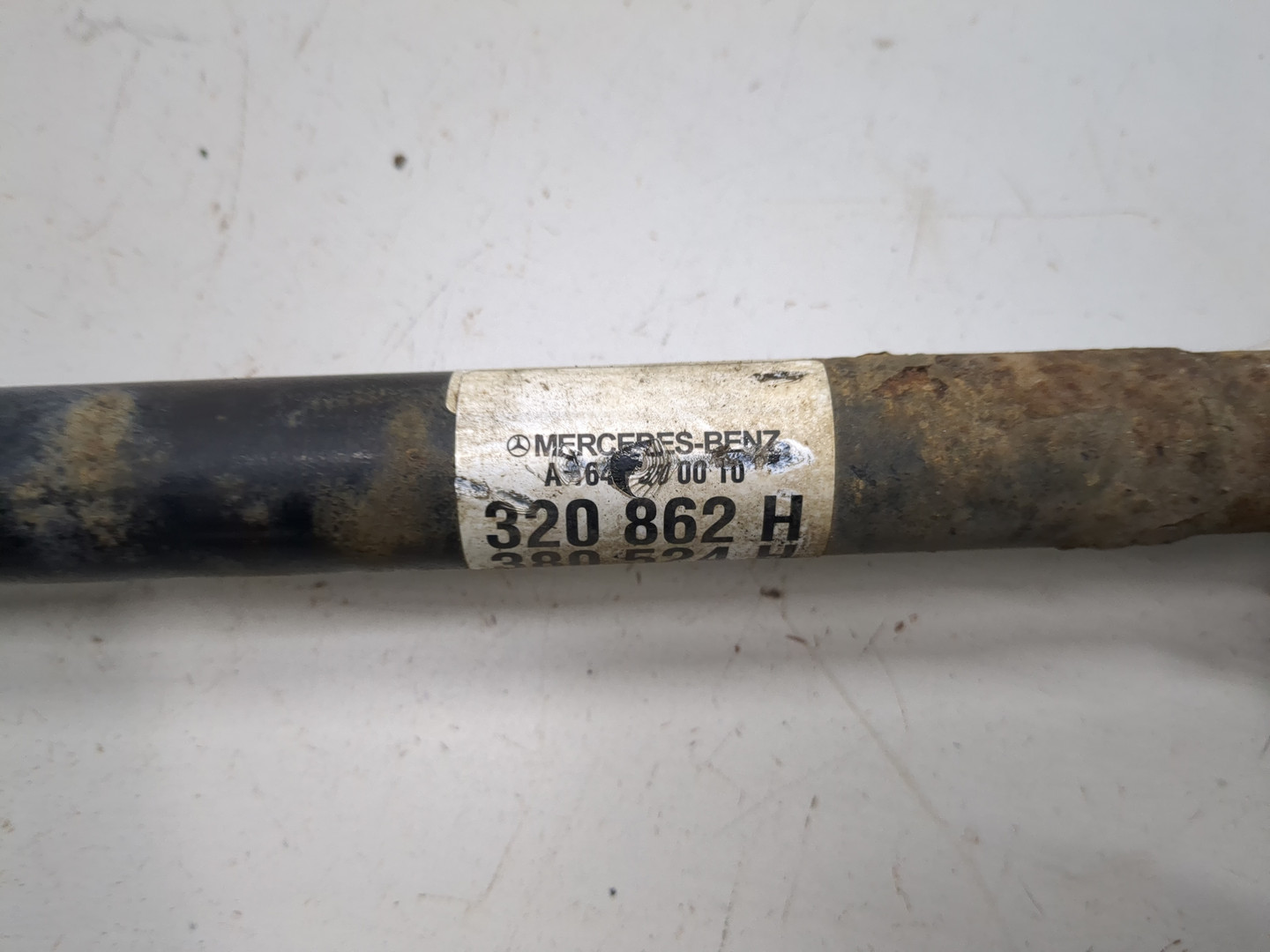 Полуось задняя