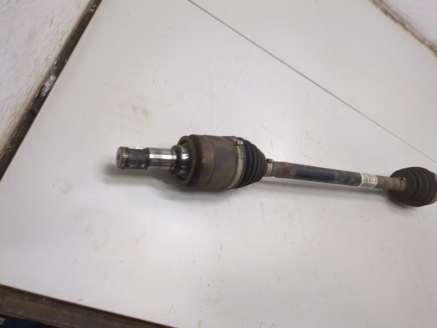 Полуось задняя