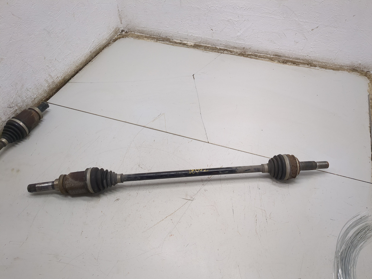 Полуось задняя правая