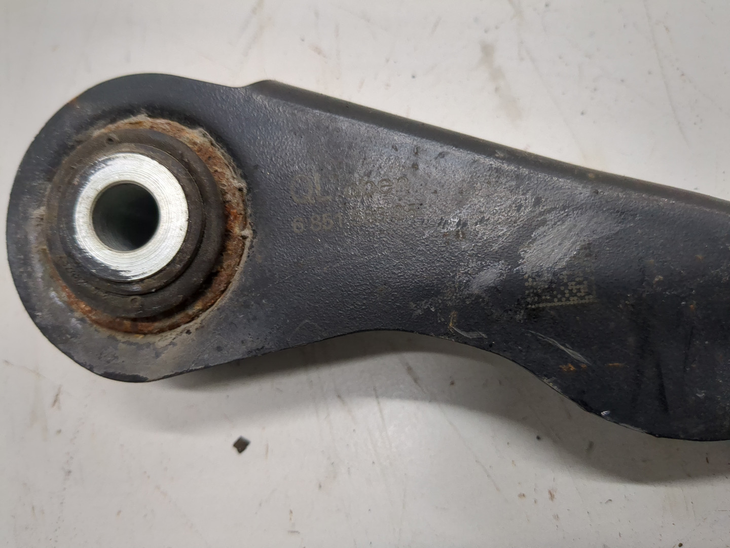 Рычаг задний