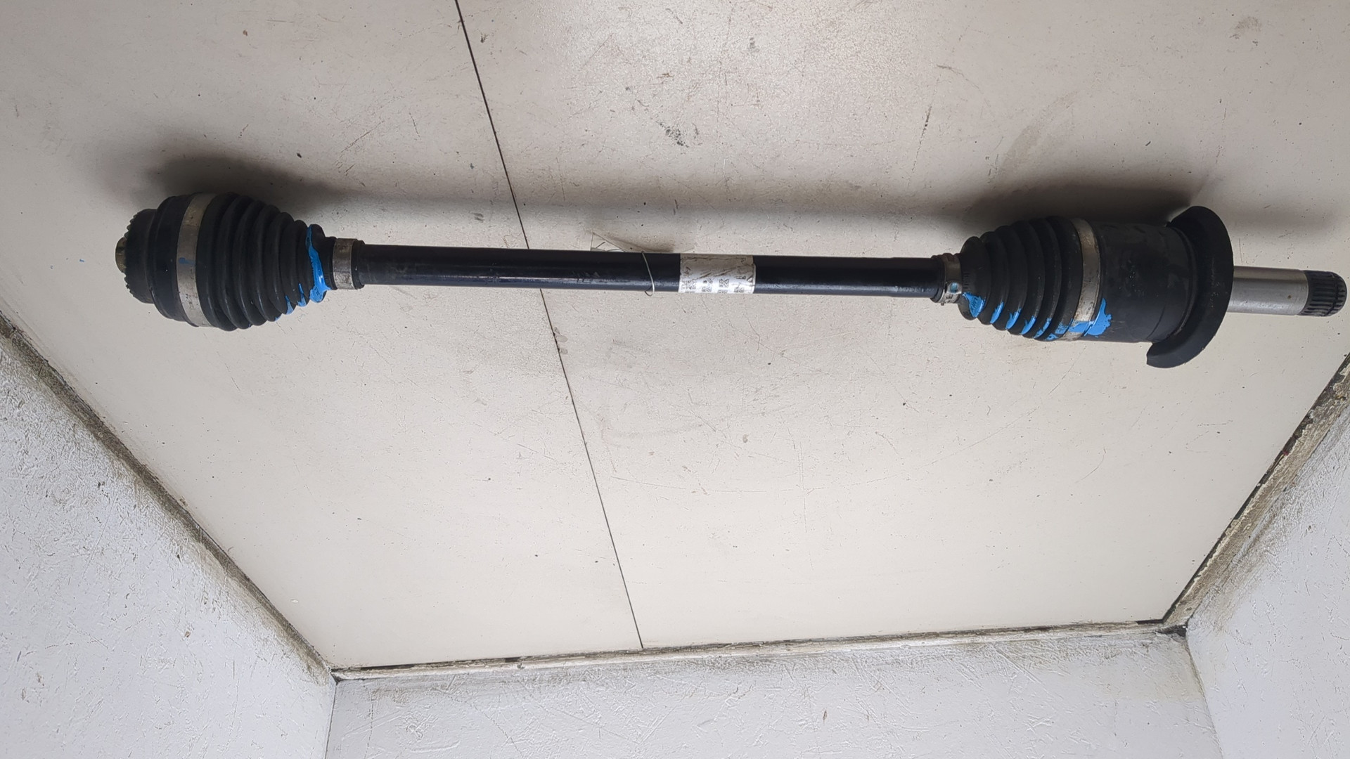 Полуось задняя