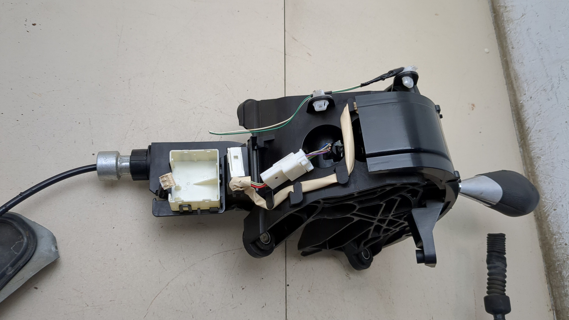 Кулиса МКПП / АКПП