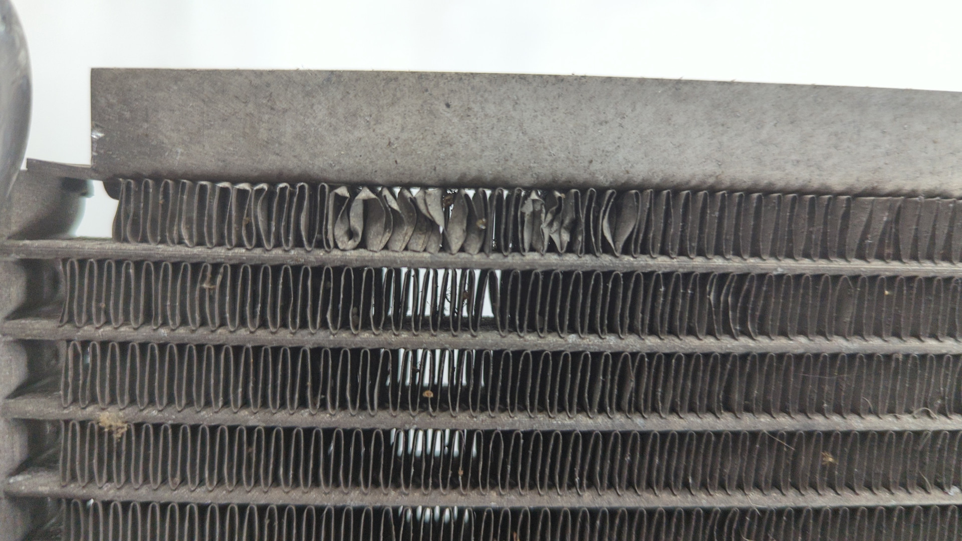 Радиатор кондиционера / конденсер