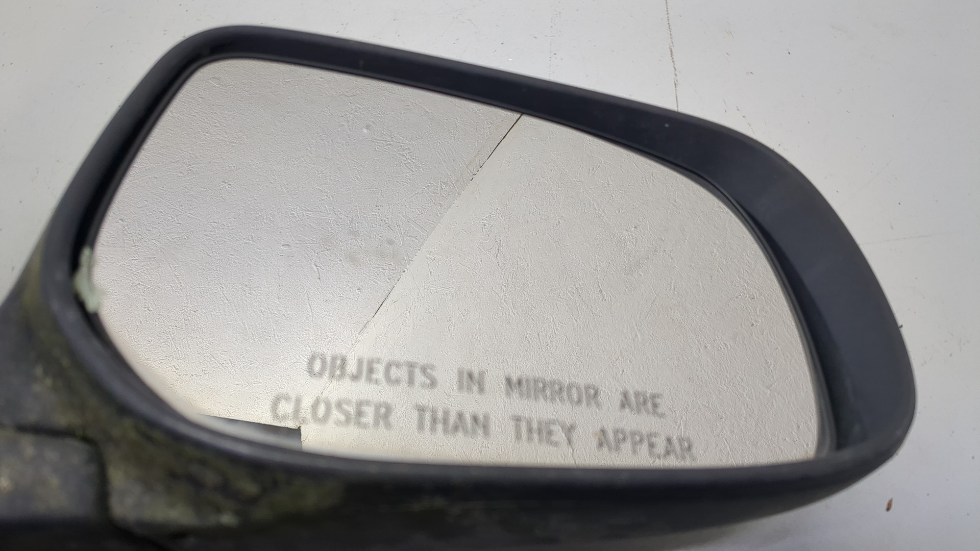 Зеркало правое электрическое