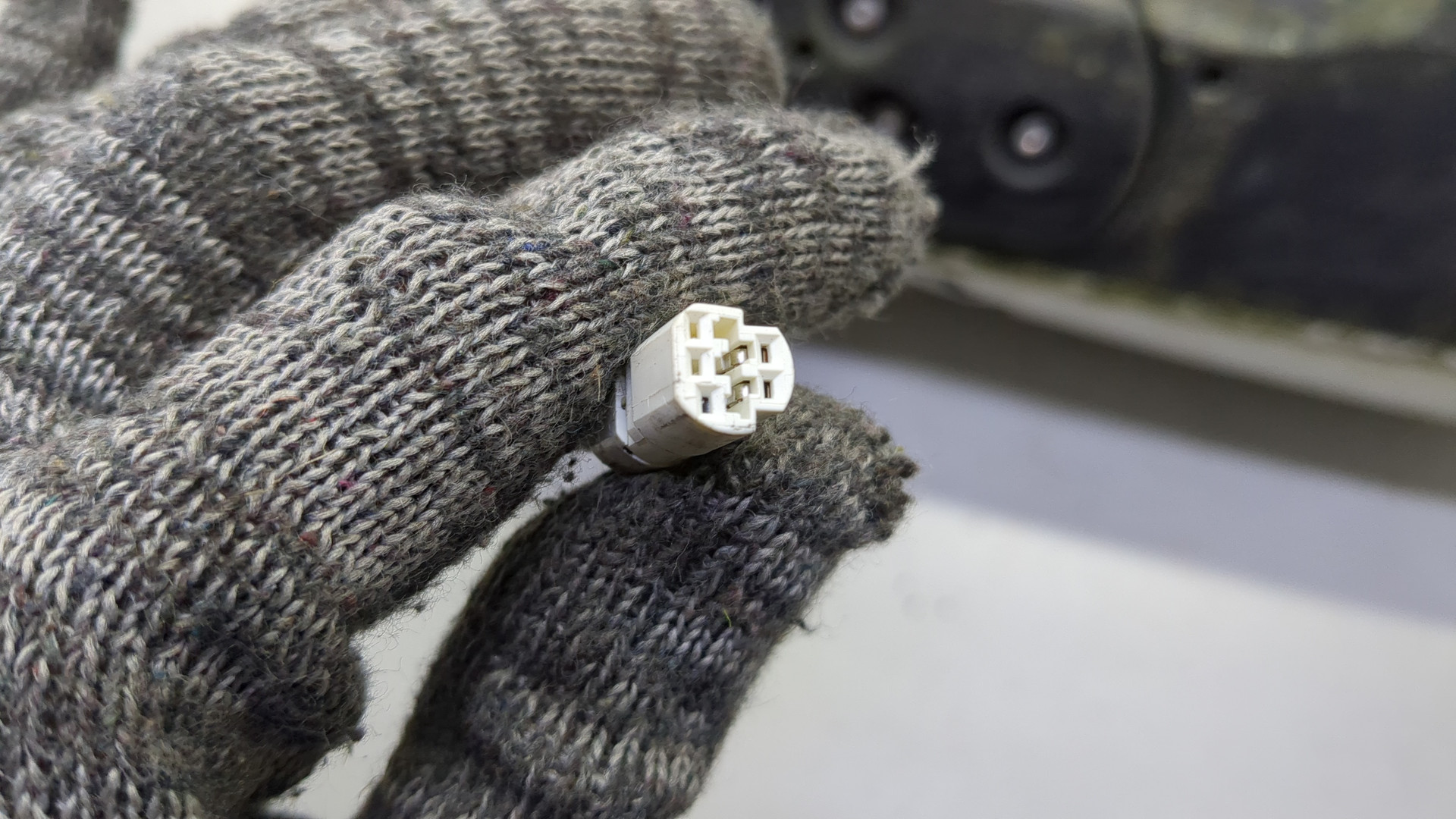 Зеркало правое электрическое