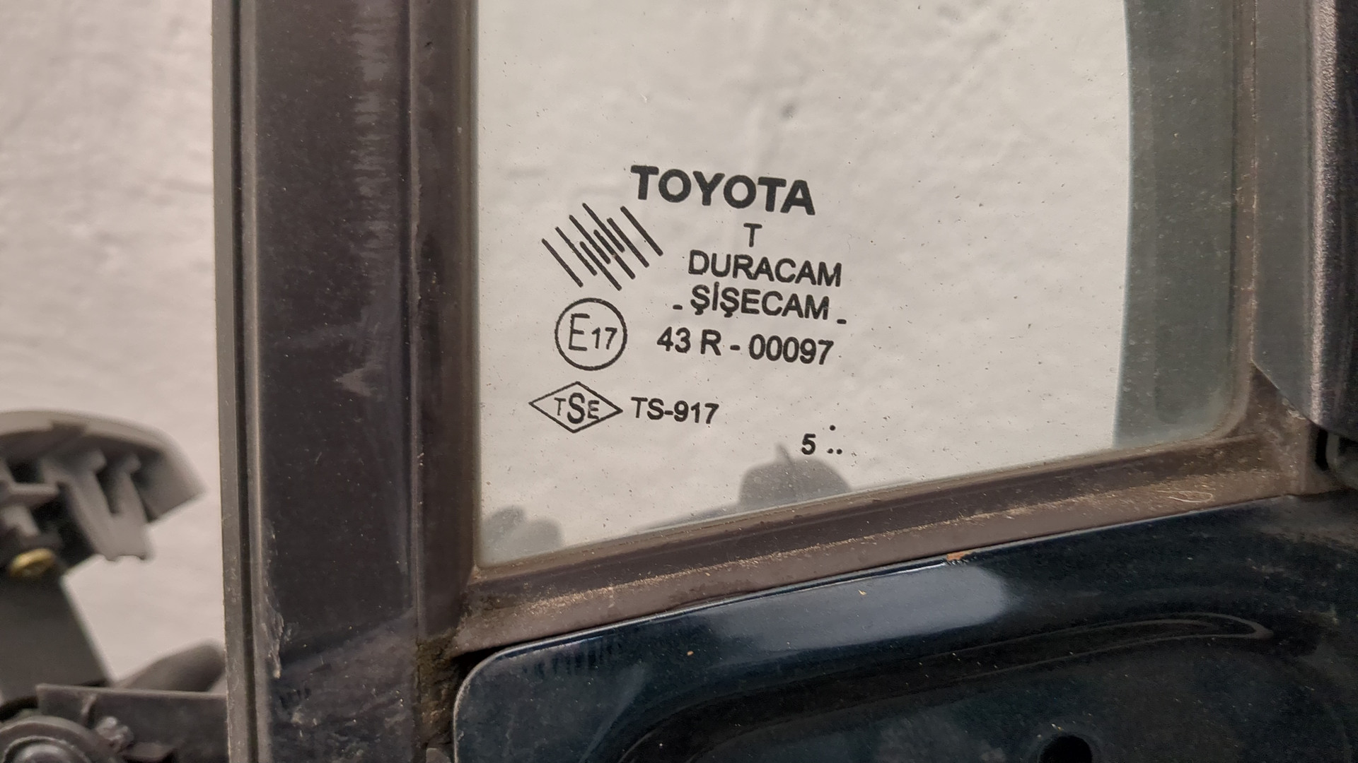 Дверь передняя правая