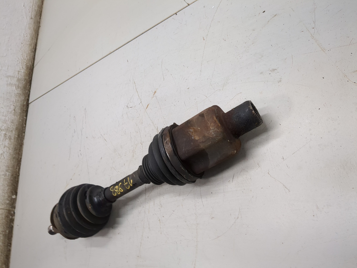 Полуось передняя правая